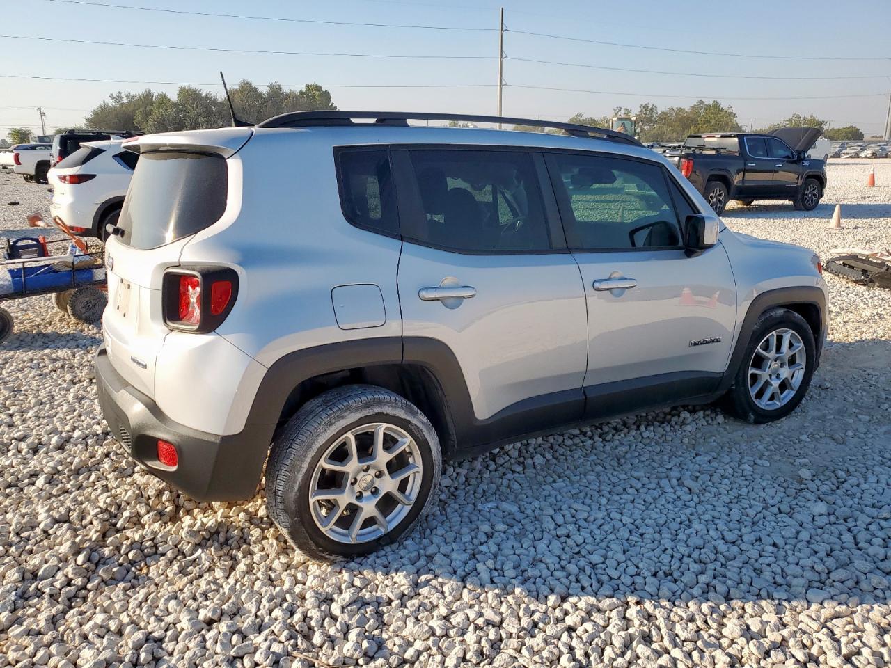 2020 Jeep Renegade Latitude - Фото 3