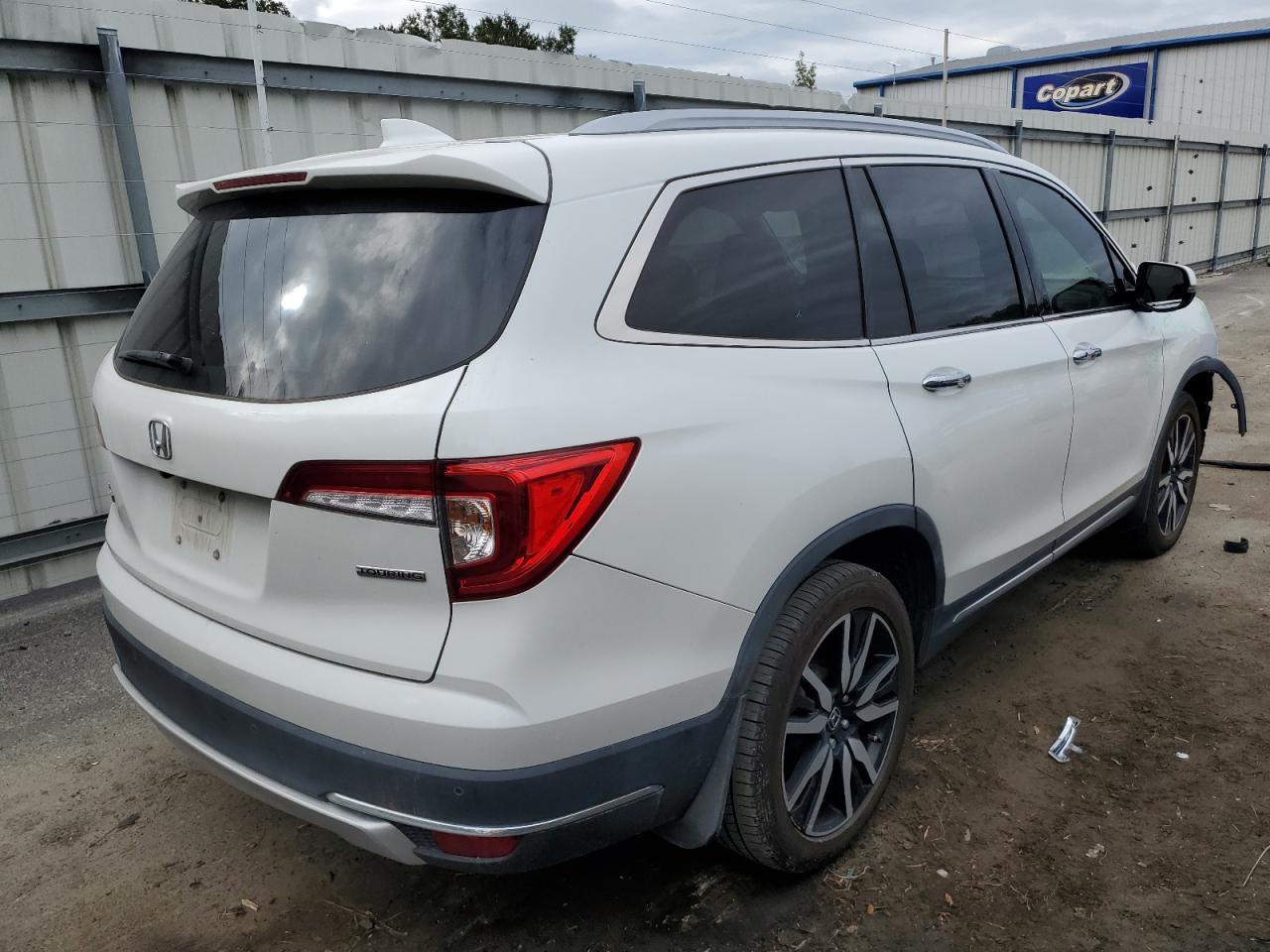 2022 Honda Pilot Touring - Фото 3