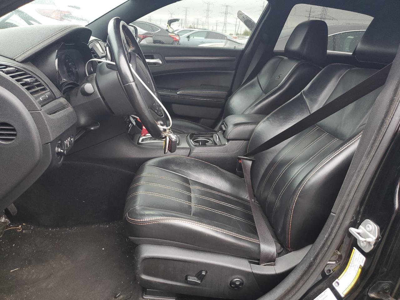 2016 Chrysler 300 S - Фото 7