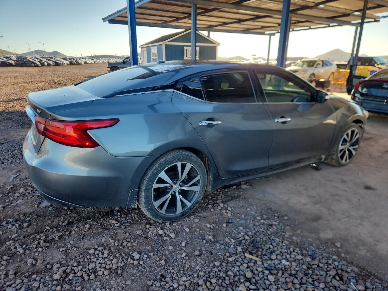 2017 Nissan Maxima 3.5S - Image 3