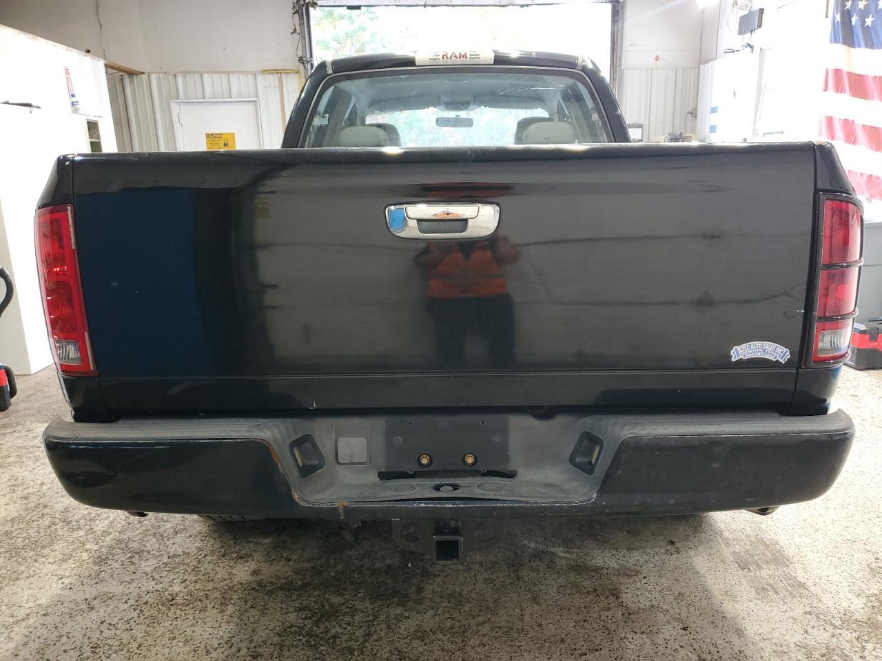 2004 Dodge Ram 1500 - Фото 6