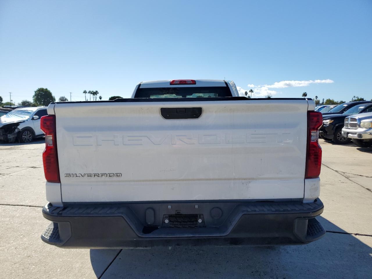 2021 Chevrolet Silverado C1500 - Фото 6