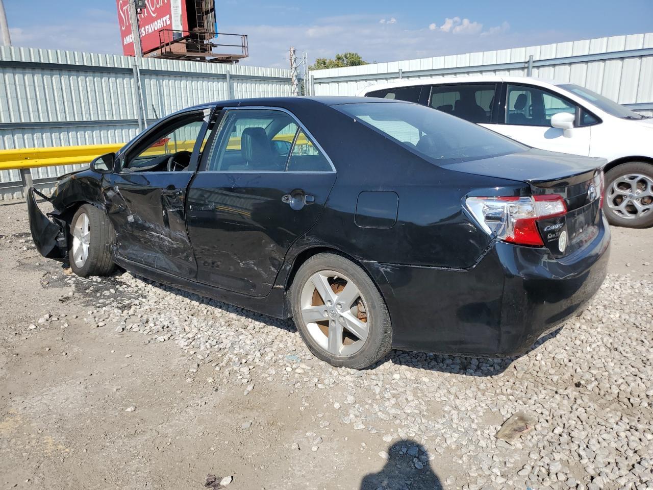 2013 Toyota Camry L - Image 2