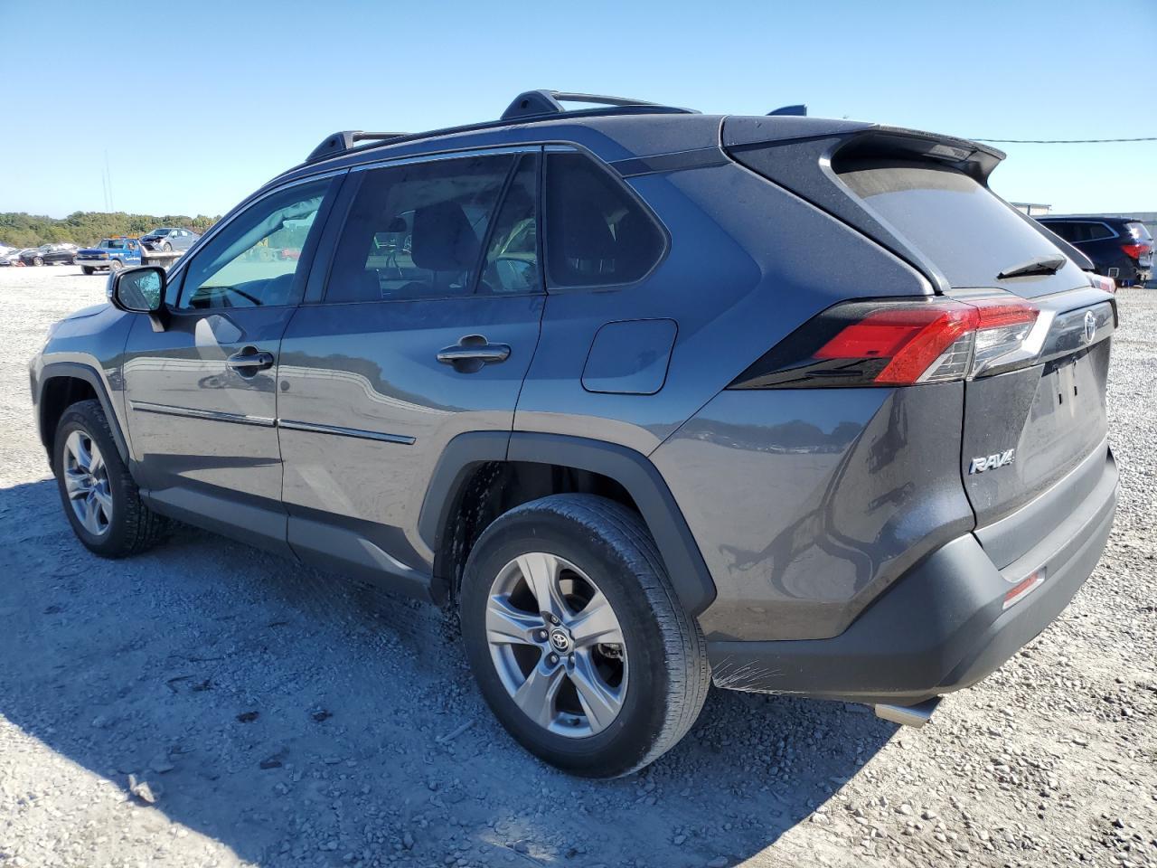 2022 Toyota Rav4 Xle - Фото 2