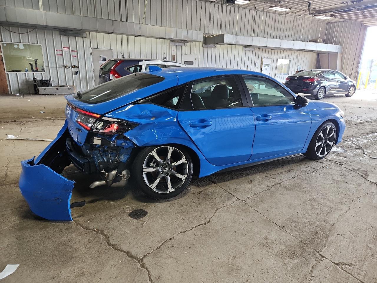 2026 Honda Civic Sport Touring - Фото 3