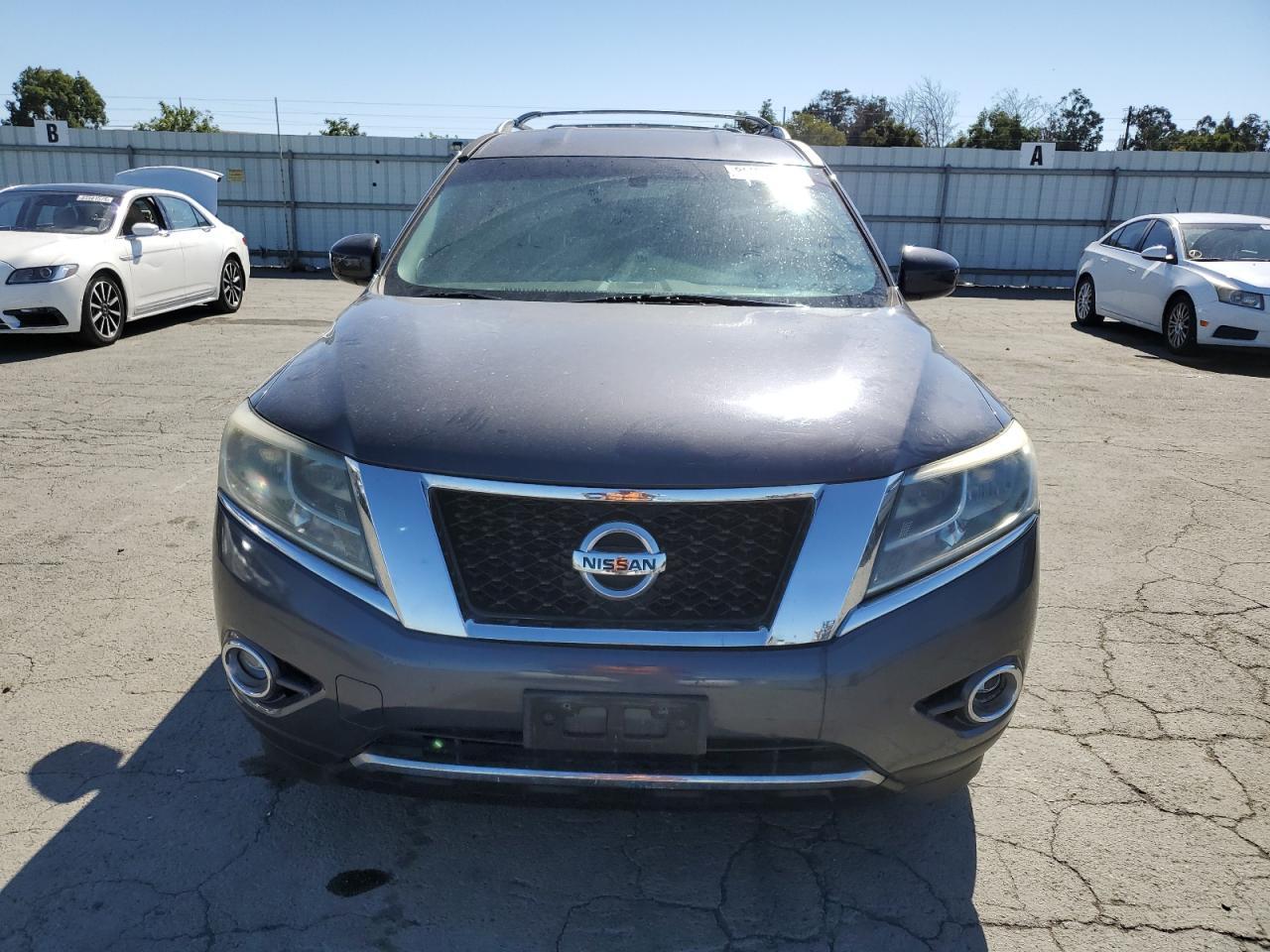 2014 Nissan Pathfinder S - Фото 5