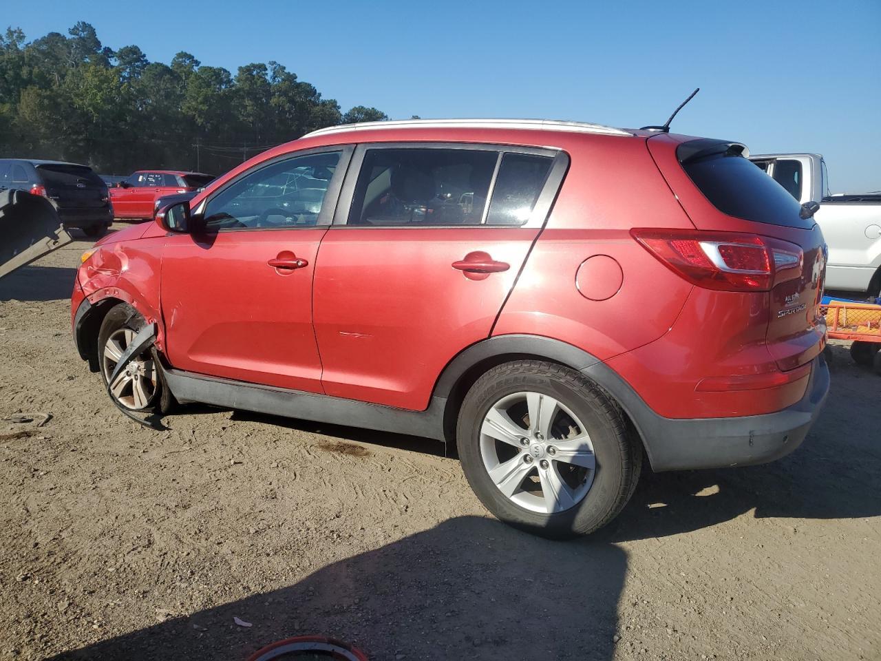 2012 Kia Sportage Base - Image 2