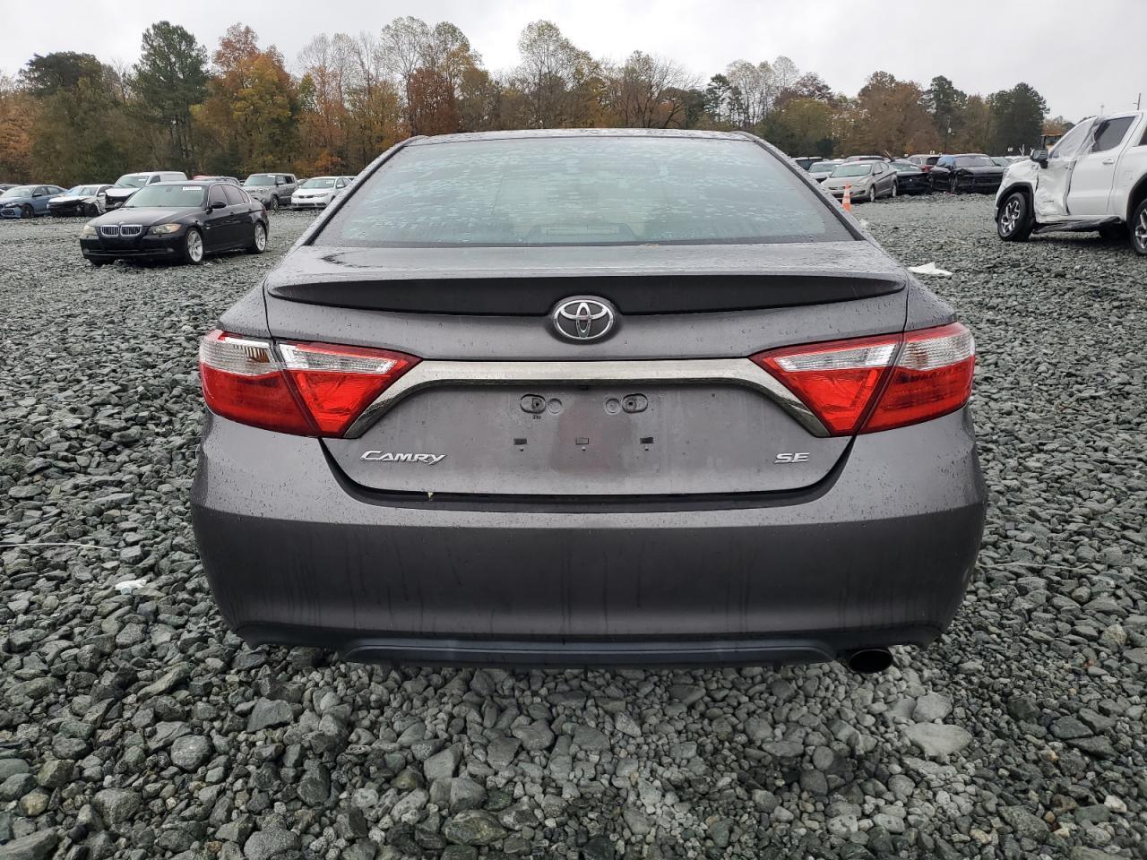 2015 Toyota Camry Le - Фото 6