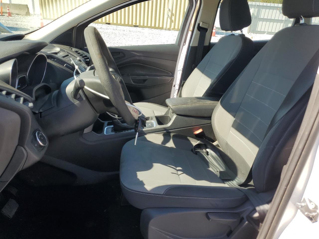 2017 Ford Escape S - Фото 7