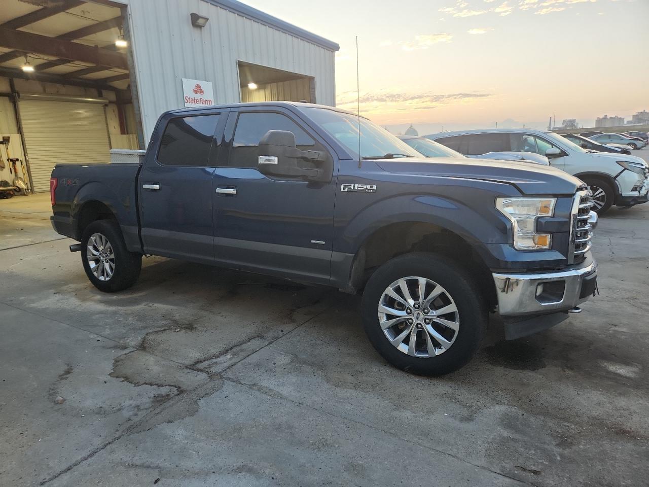 2017 Ford F150 Supercrew - Фото 4
