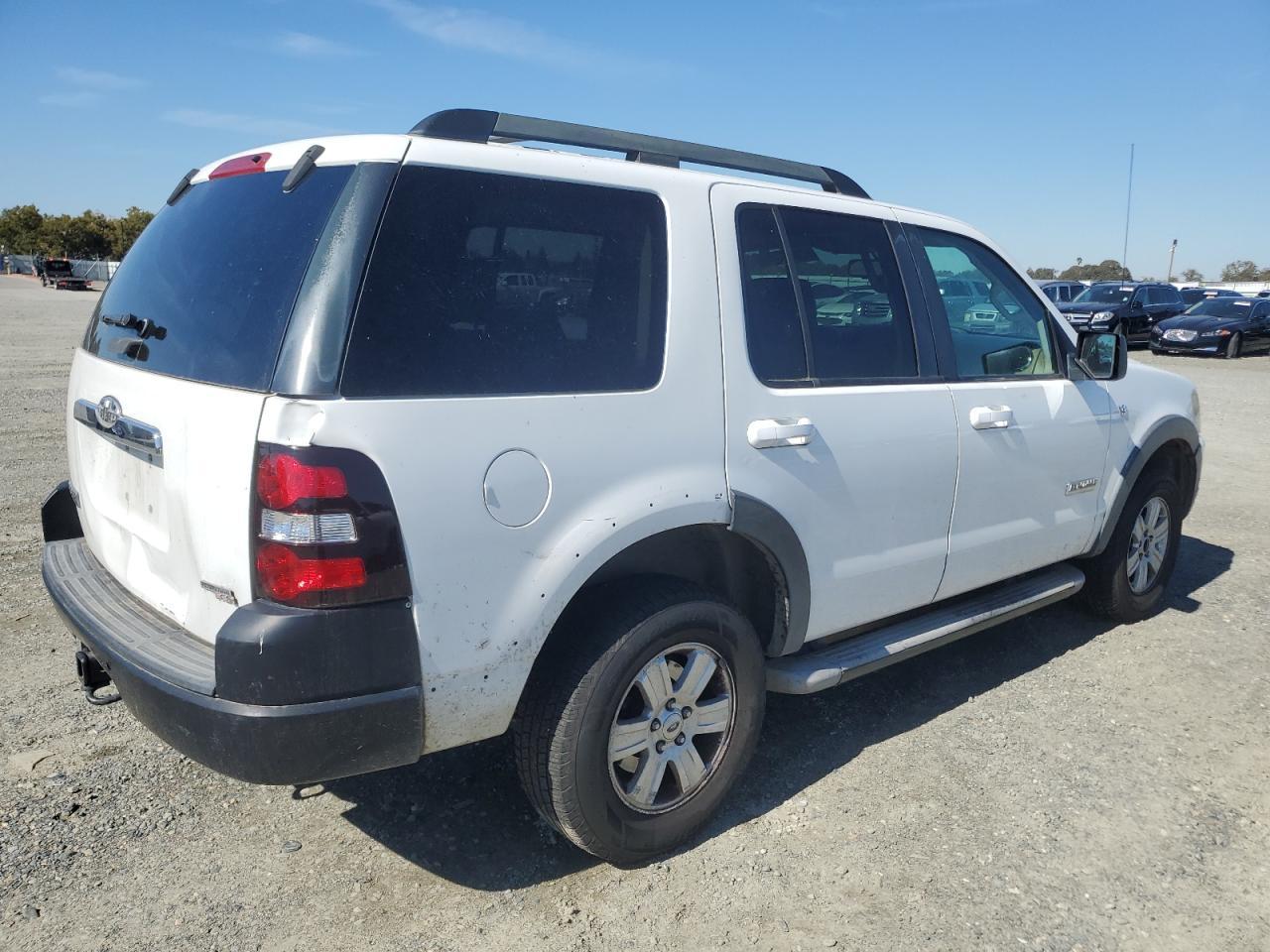 2007 Ford Explorer Xlt - Фото 3