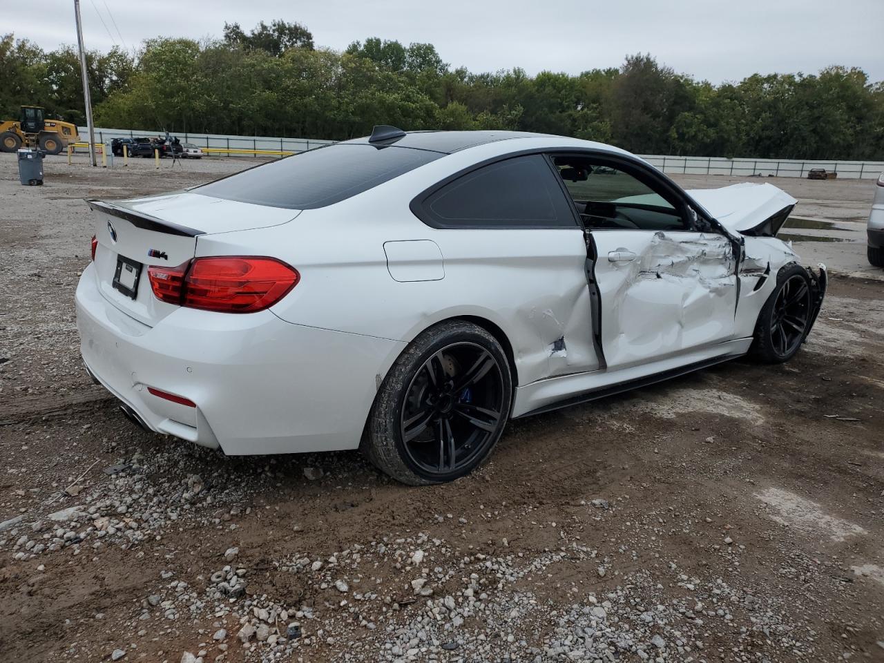 2015 BMW M4 - Image 3