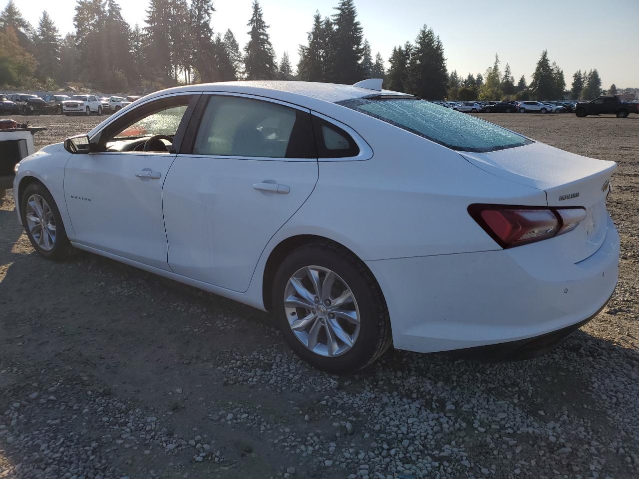 2020 Chevrolet Malibu Lt - Фото 2