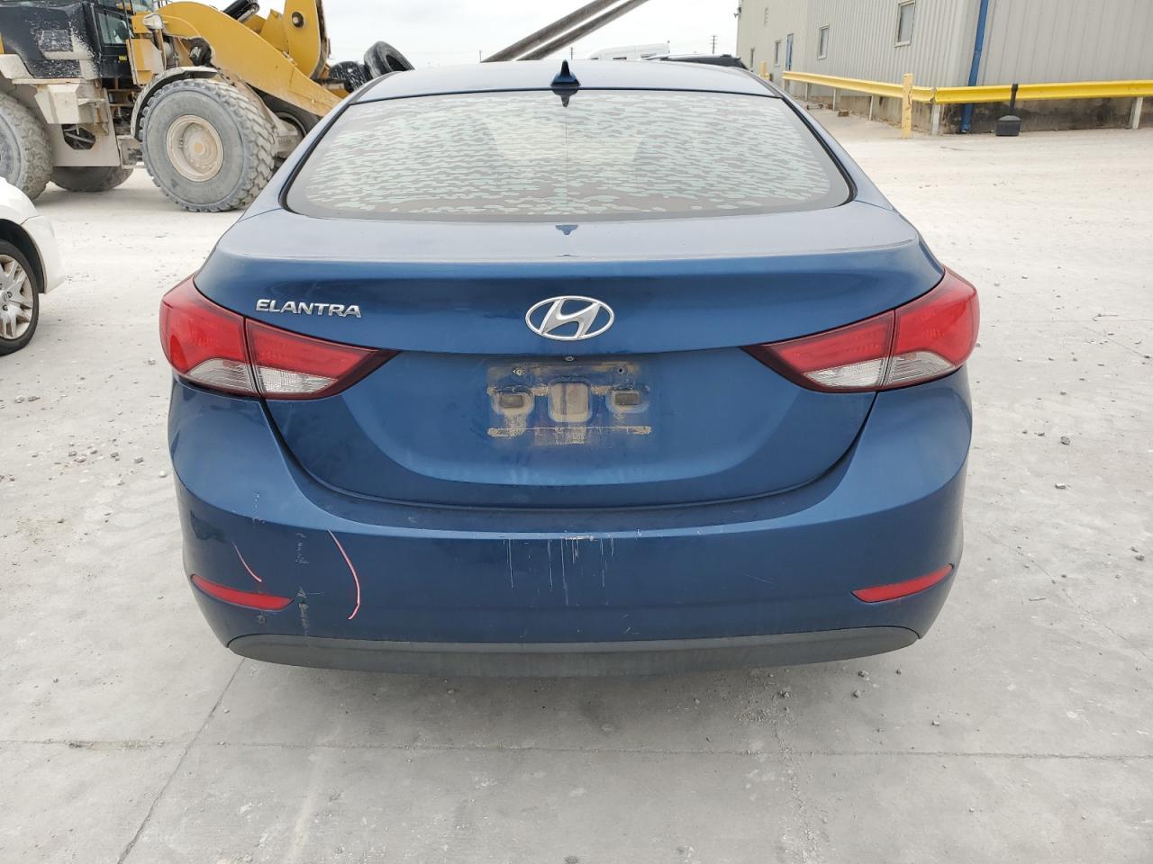 2016 Hyundai Elantra Se - Фото 6