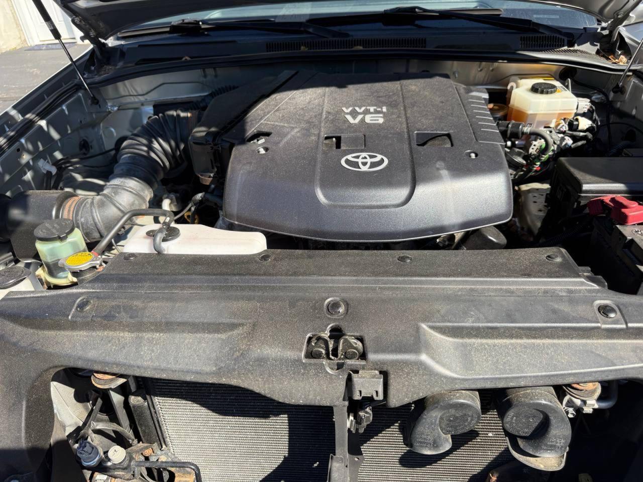 2004 Toyota 4Runner Sr5 - Image 7
