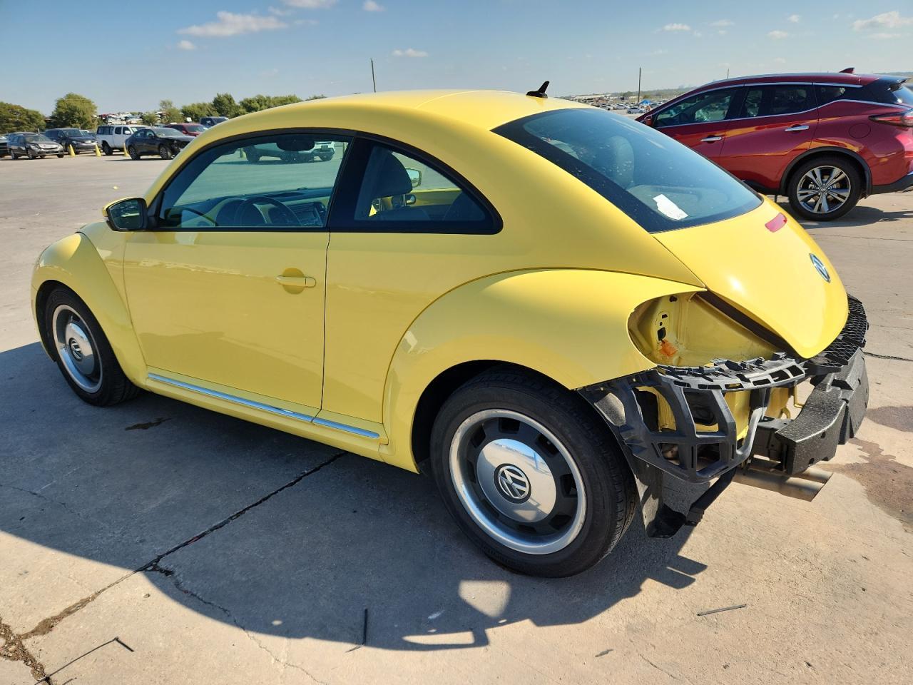 2013 Volkswagen Beetle - Фото 2