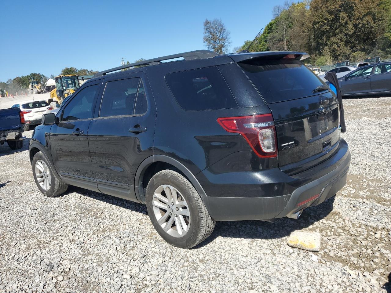 2015 Ford Explorer Sport - Фото 2
