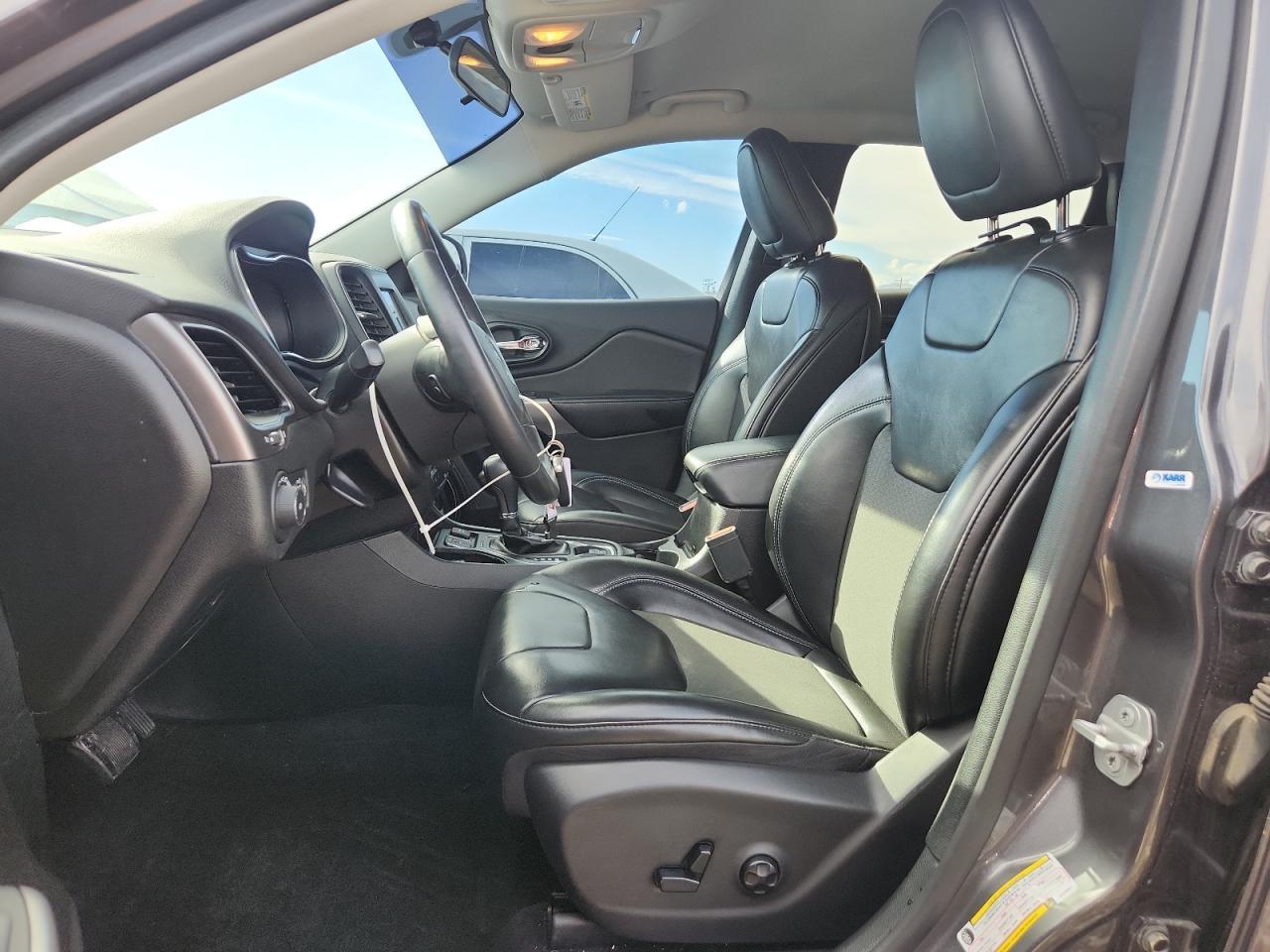 2019 Jeep Cherokee Latitude Plus - Фото 7