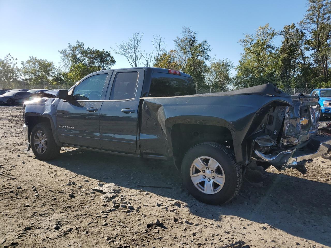 2017 Chevrolet Silverado C1500 Lt - Фото 2