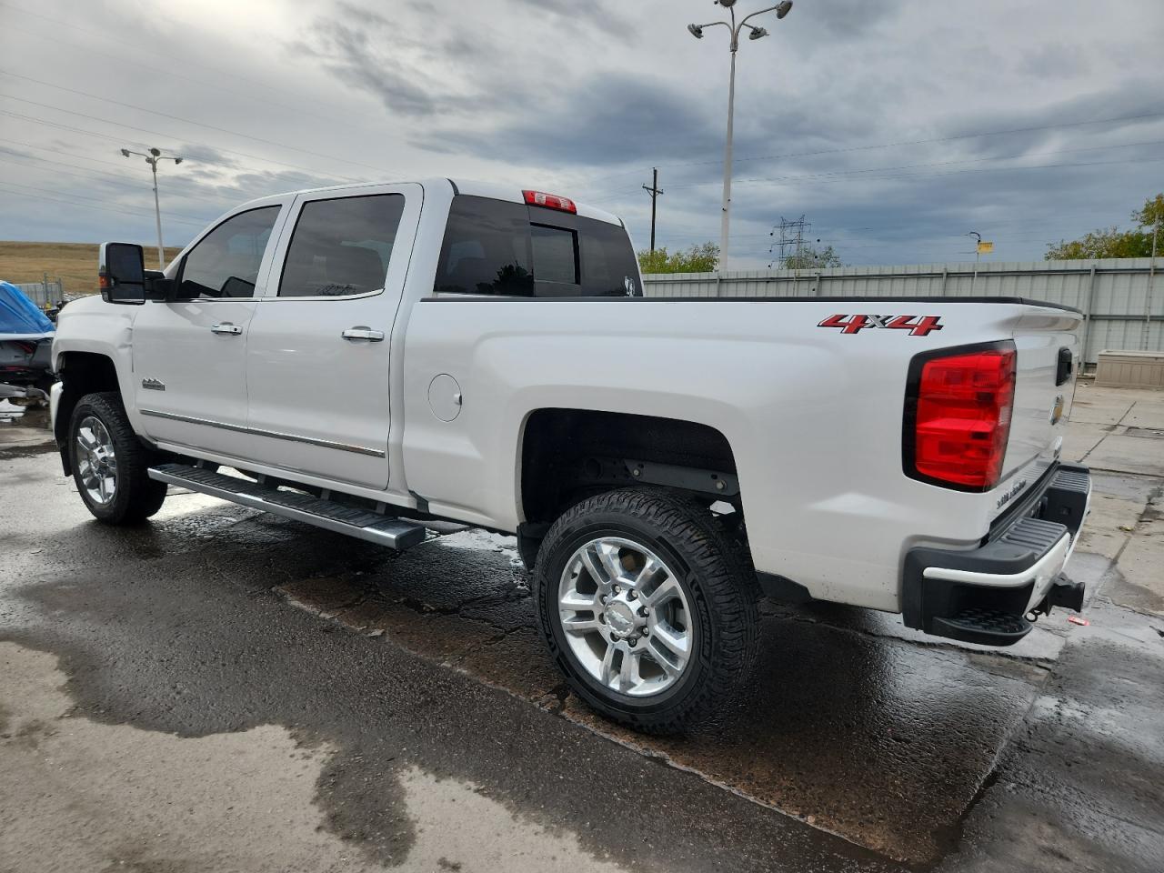 2019 Chevrolet Silverado K2500 High Country - Фото 2