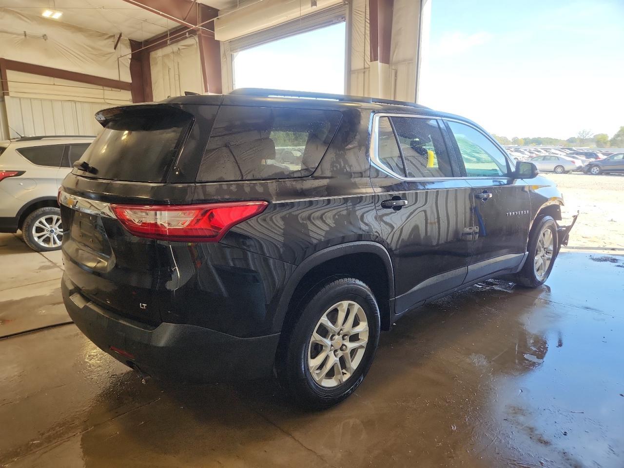 2019 Chev Traverse Lt - Image 3