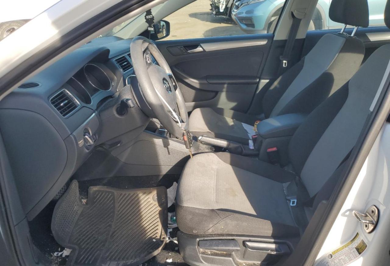2017 Volkswagen Jetta S - Image 7