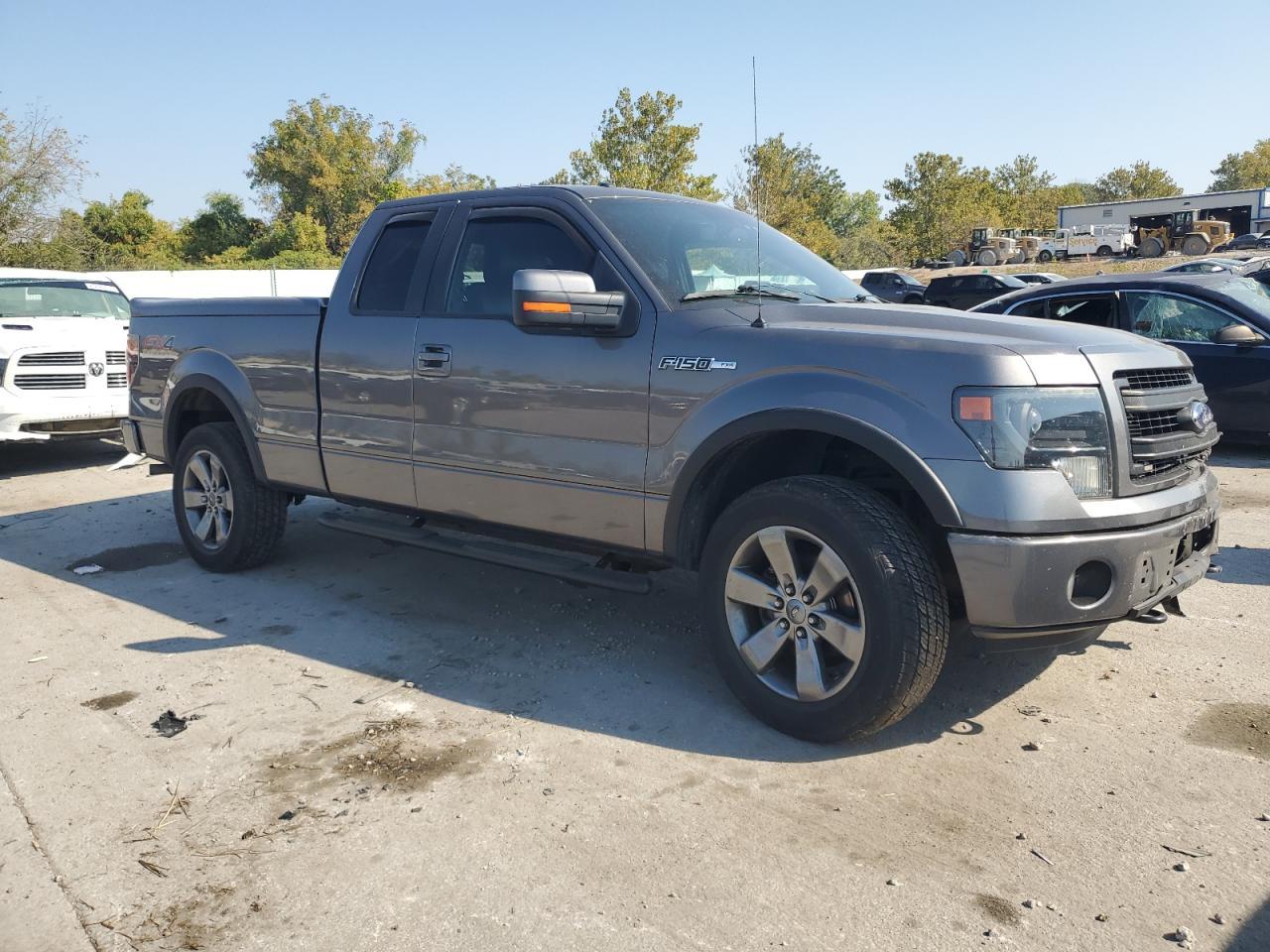 2014 Ford F150 Super Cab - Image 4