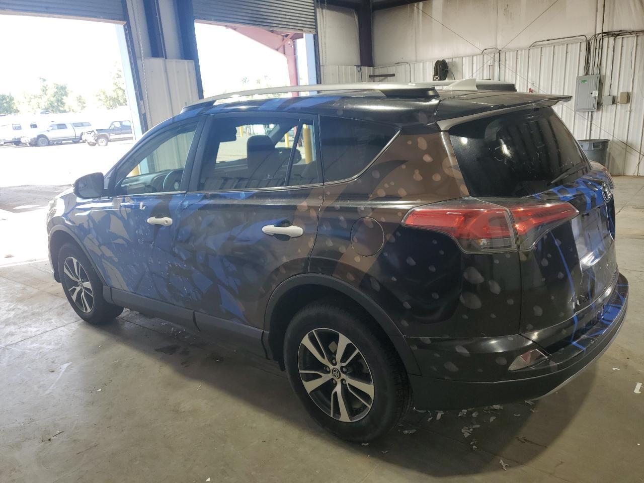 2017 Toyota Rav4 Xle - Image 2