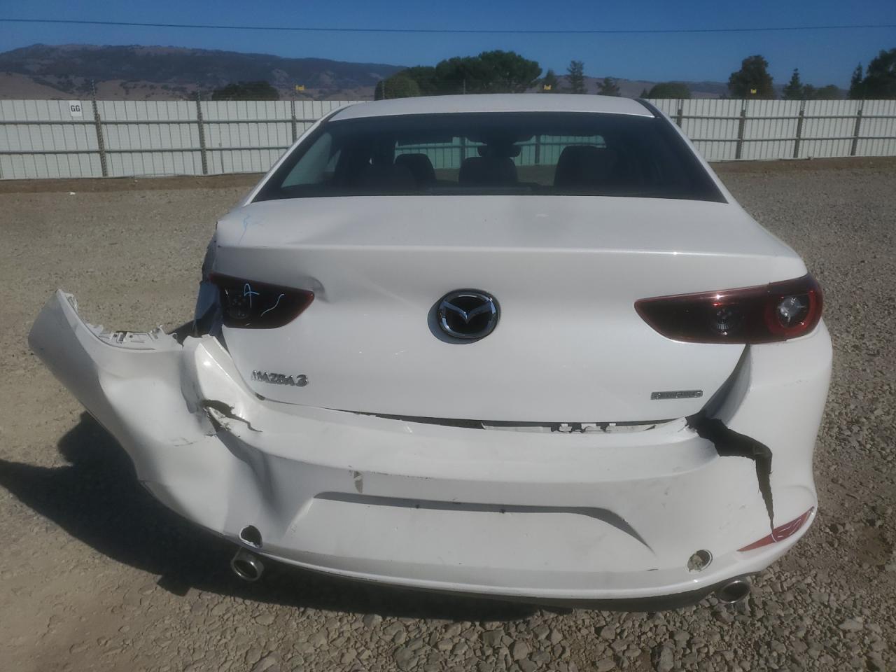 2021 Mazda 3 - Image 6