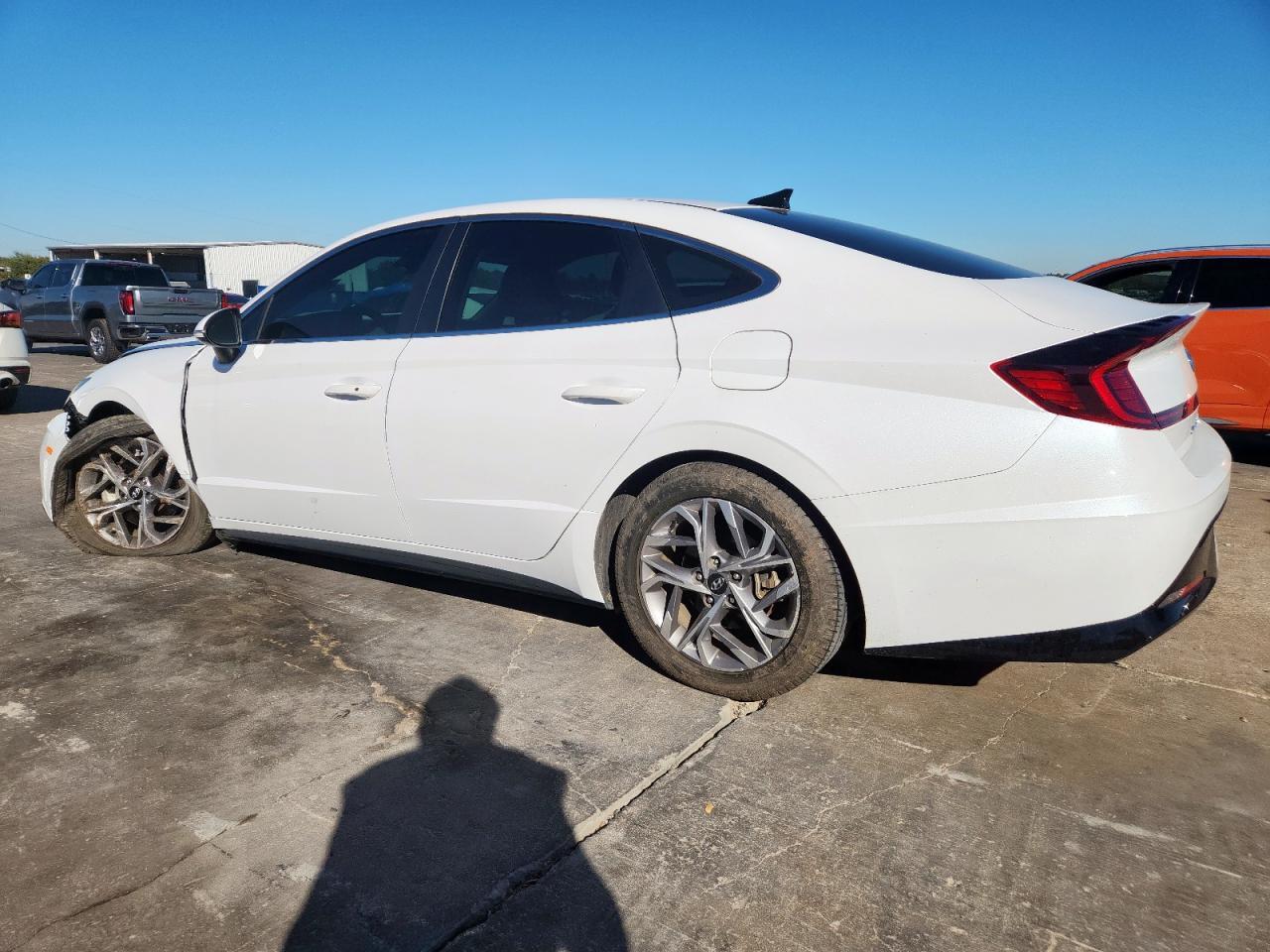 2020 Hyundai Sonata Sel - Image 2