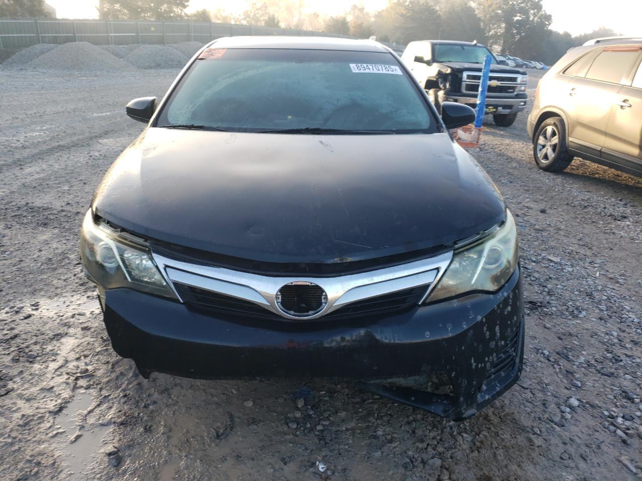 2014 Toyota Camry L - Фото 5