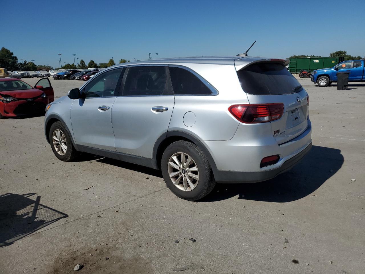 2019 Kia Sorento Lx - Фото 2