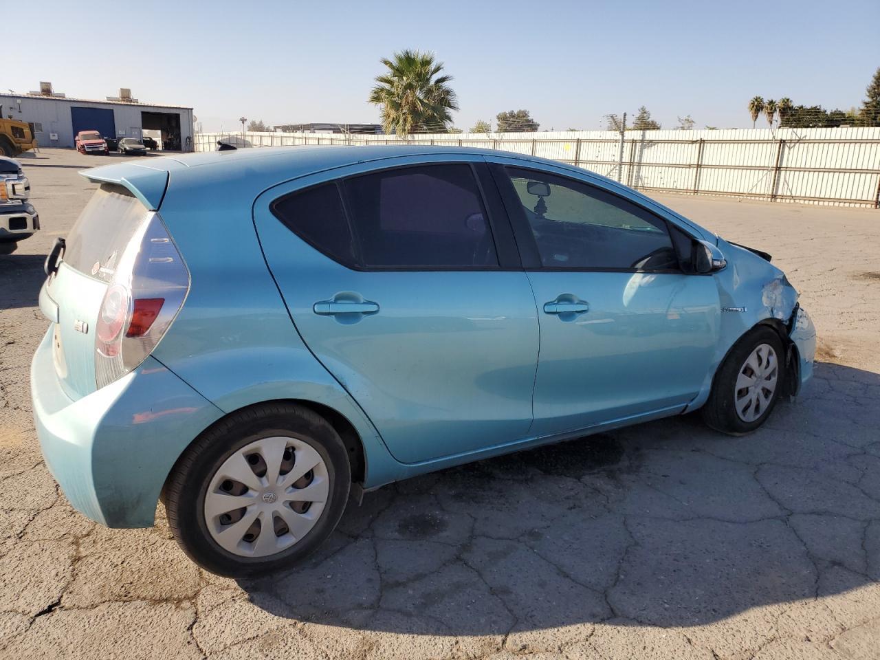 2013 Toyota Prius C - Image 3