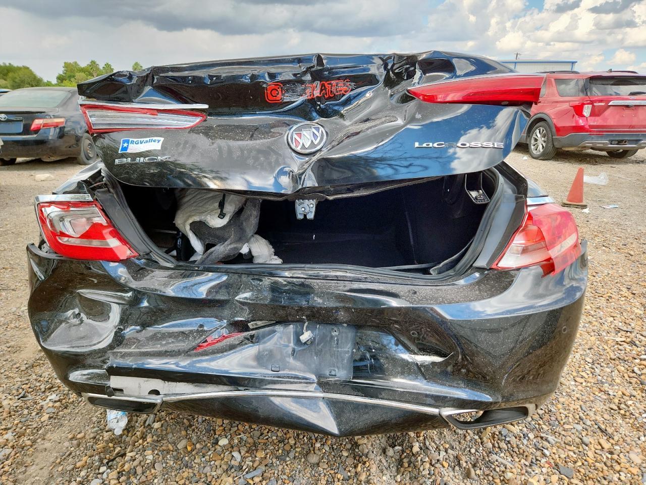 2017 Buick Lacrosse Essence - Image 6