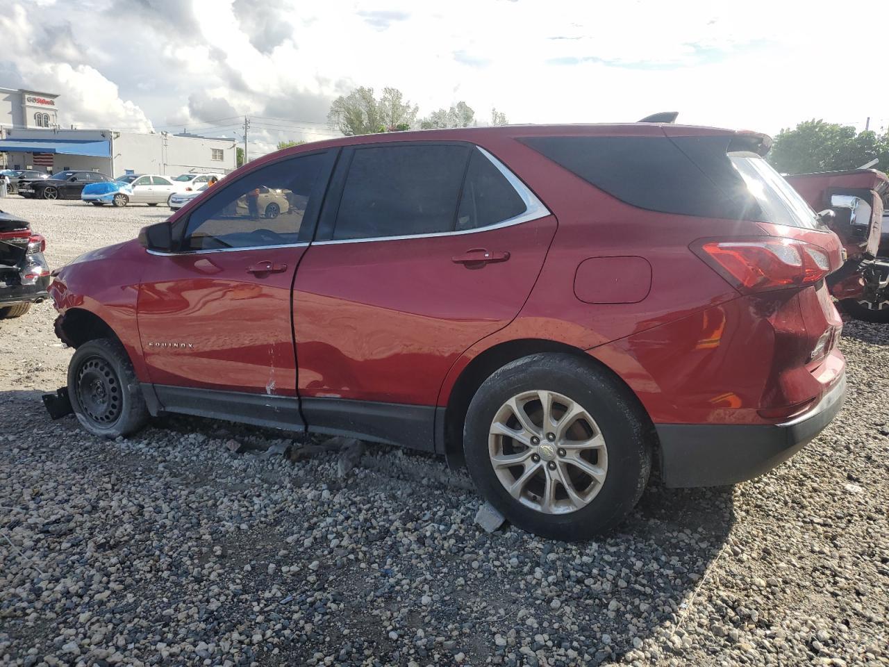 2018 Chevrolet Equinox Lt - Image 2