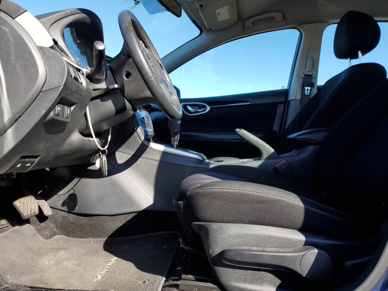 2019 Nissan Sentra S - Image 7