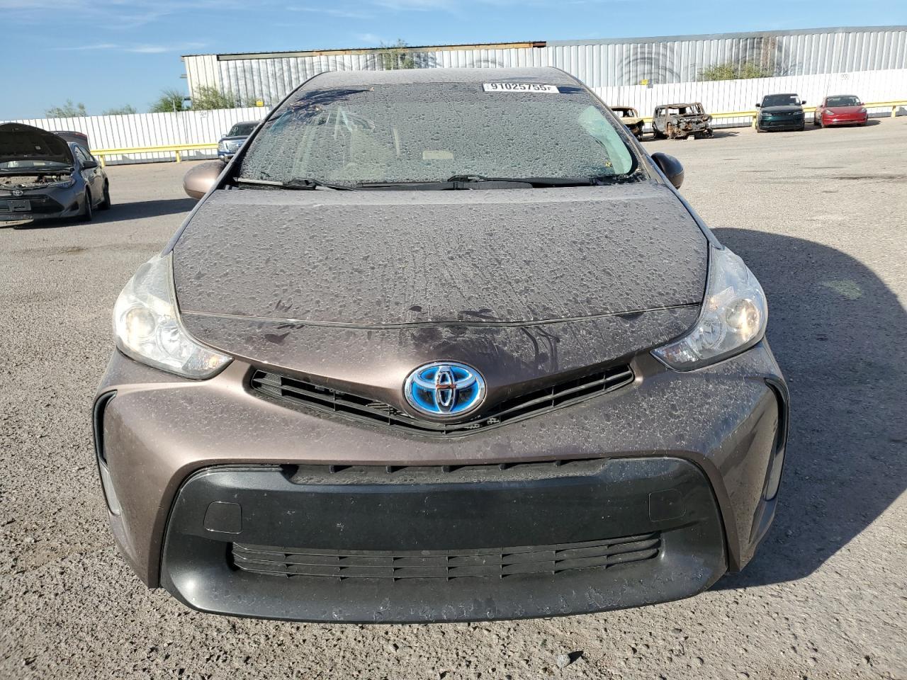 2016 Toyota Prius V - Image 5