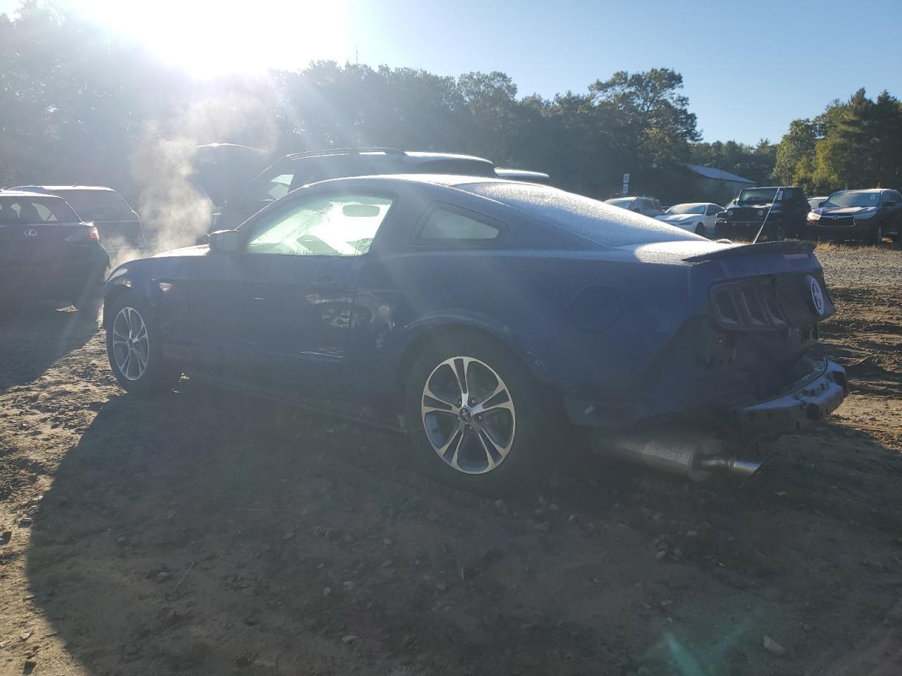 2014 Ford Mustang - Фото 2