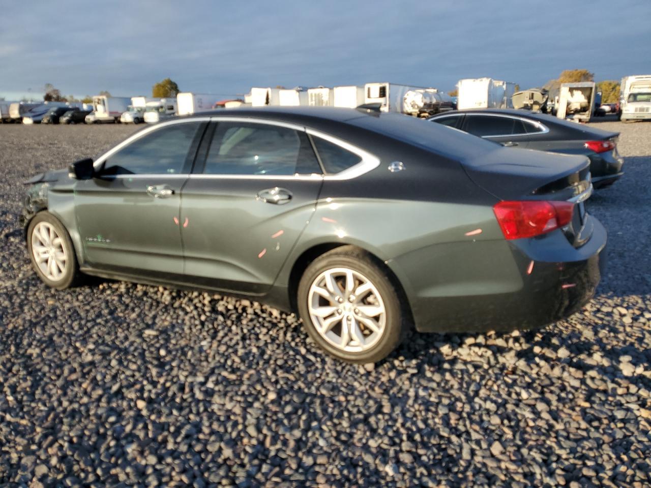 2018 Chevrolet Impala Lt - Фото 2