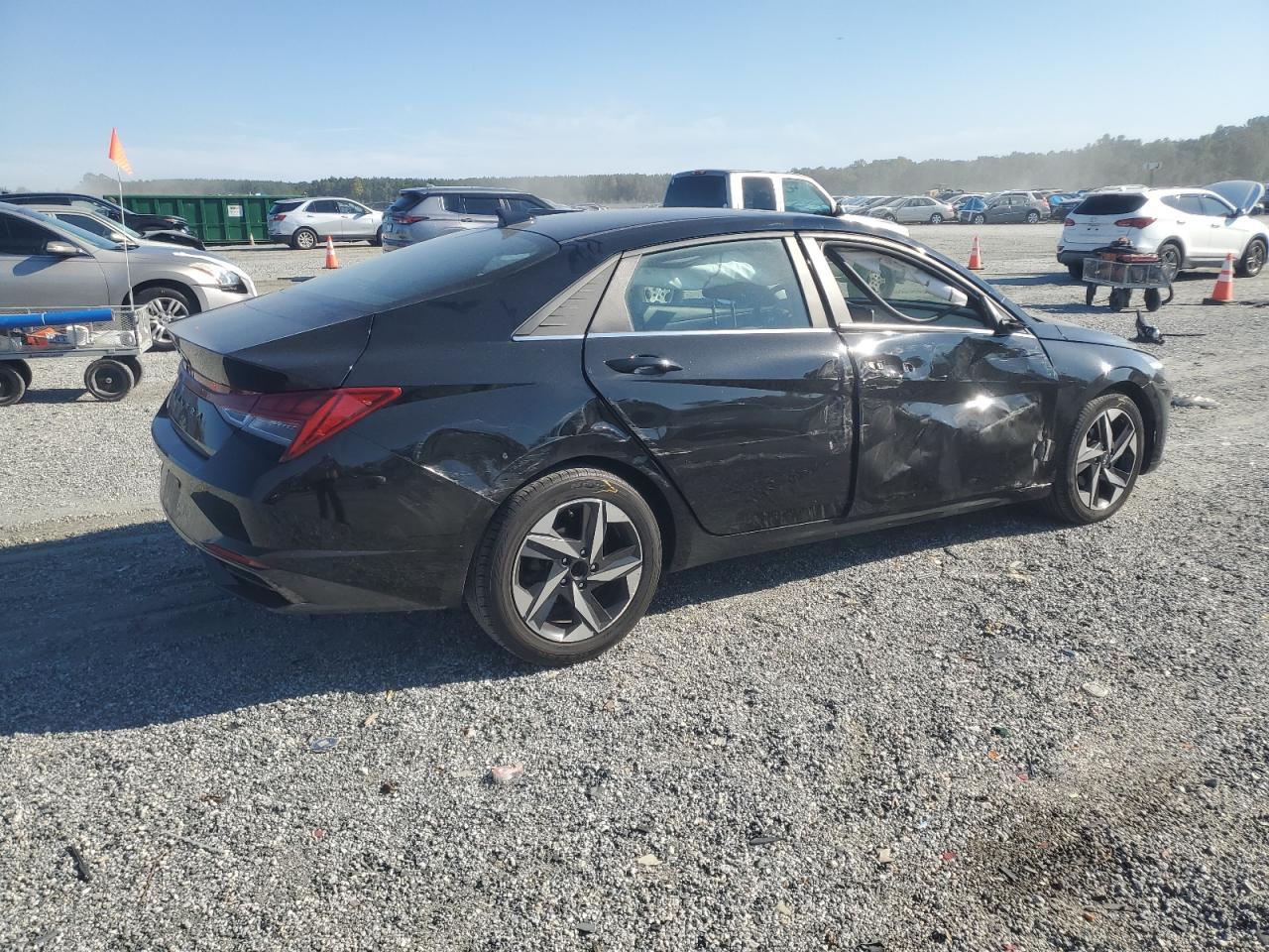 2022 Hyundai Elantra Sel - Фото 3