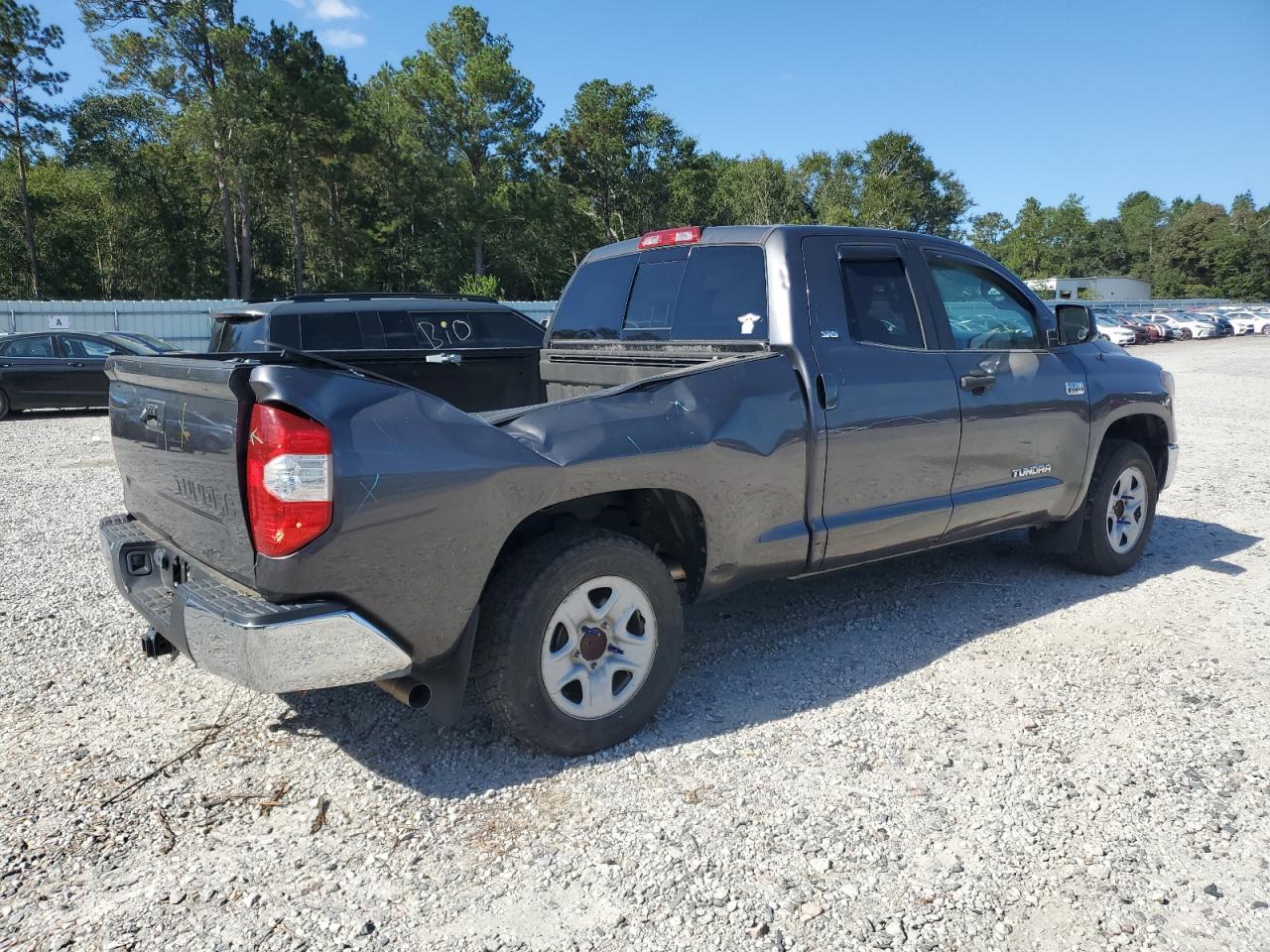 2018 Toyota Tundra Double Cab Sr - Image 3