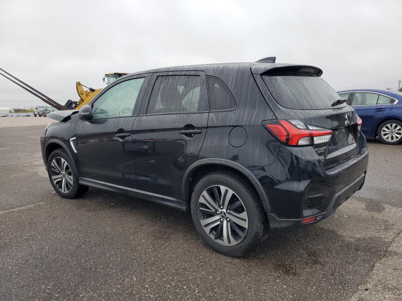 2020 Mitsubishi Outlander Sport Se - Фото 2