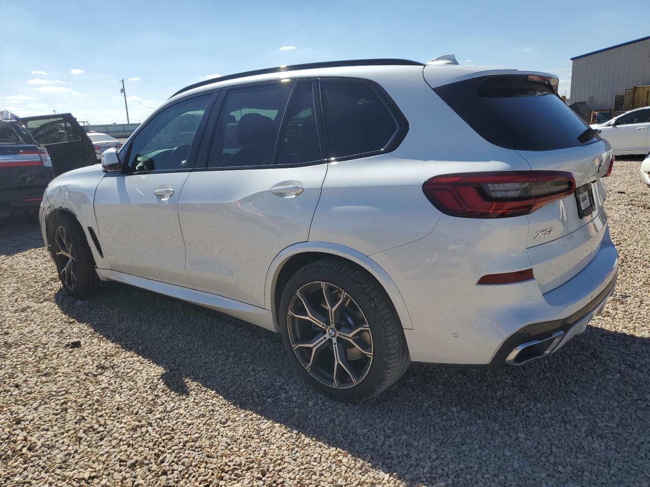 2019 BMW X5 xDrive40I - Фото 2