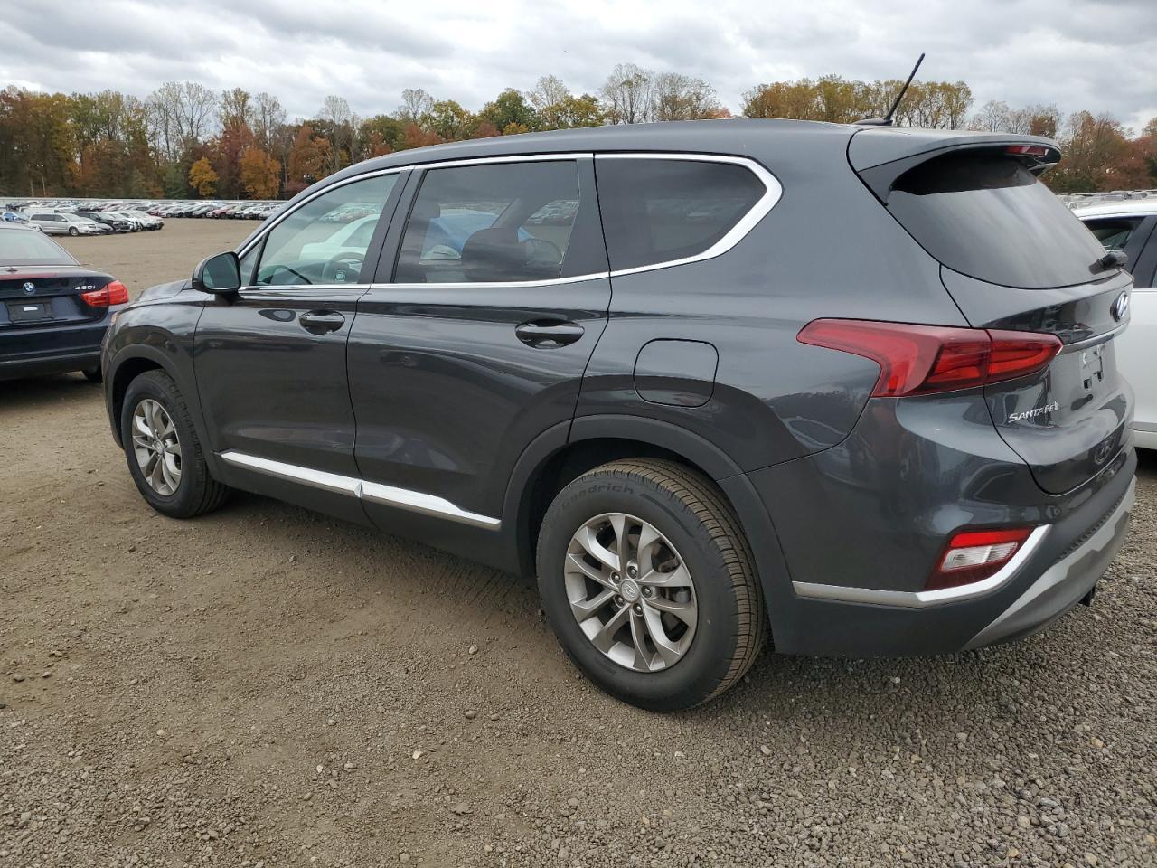 2020 Hyundai Santa Fe Se - Фото 2