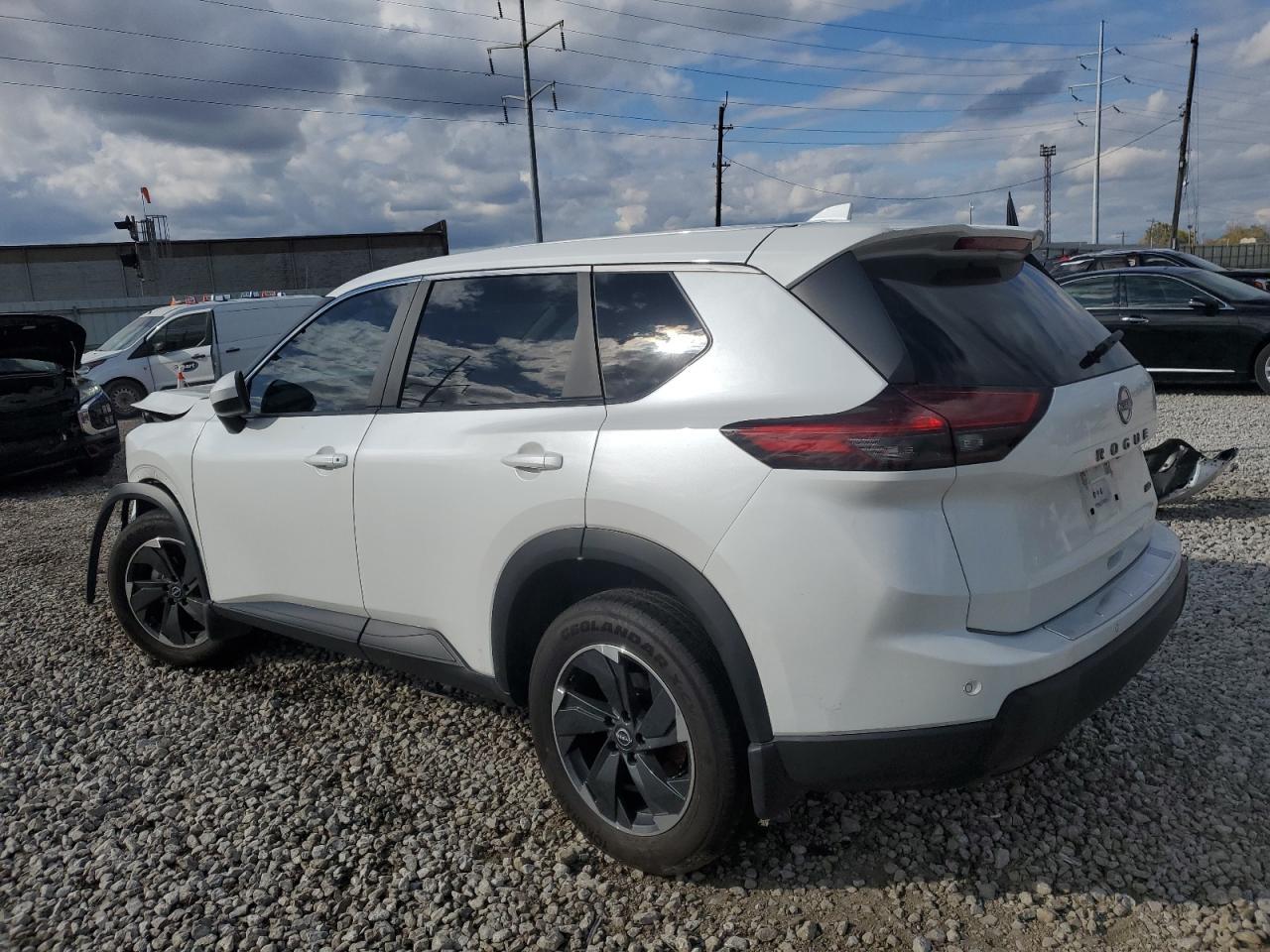 2025 Nissan Rogue Sv - Фото 2