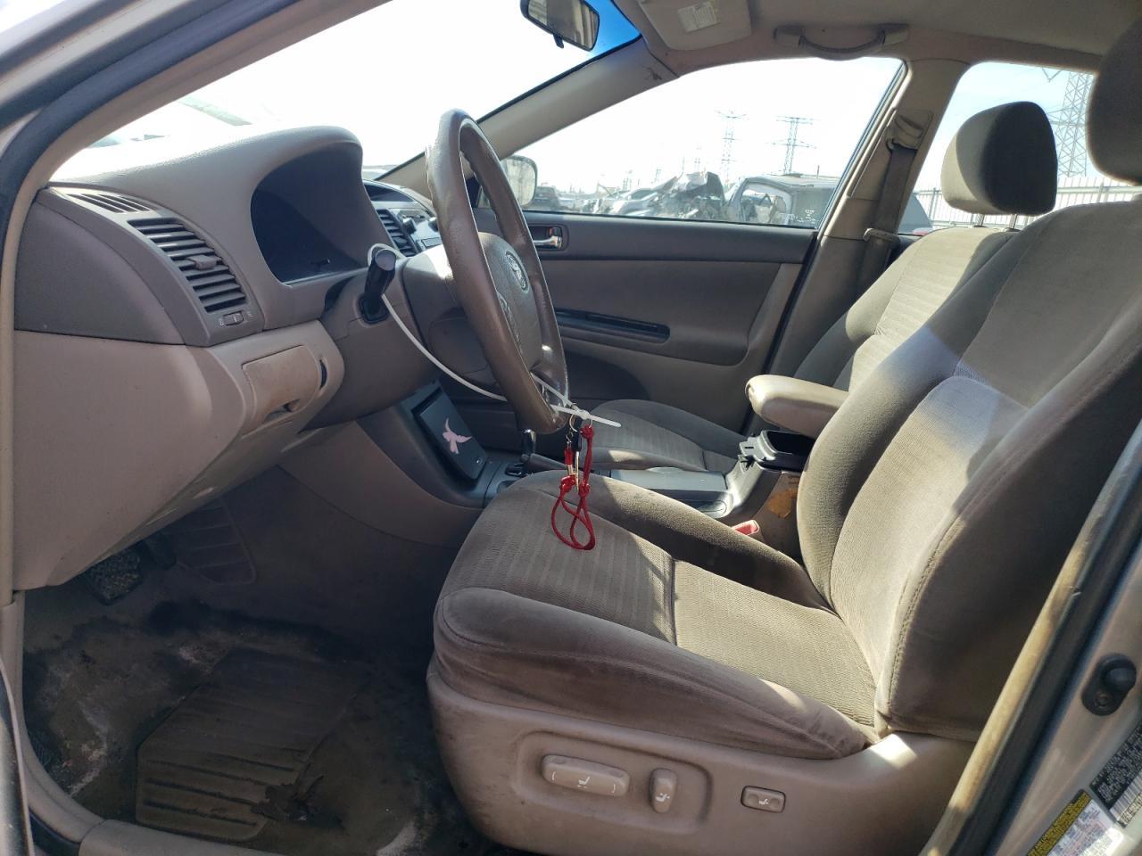2005 Toyota Camry Le - Image 7