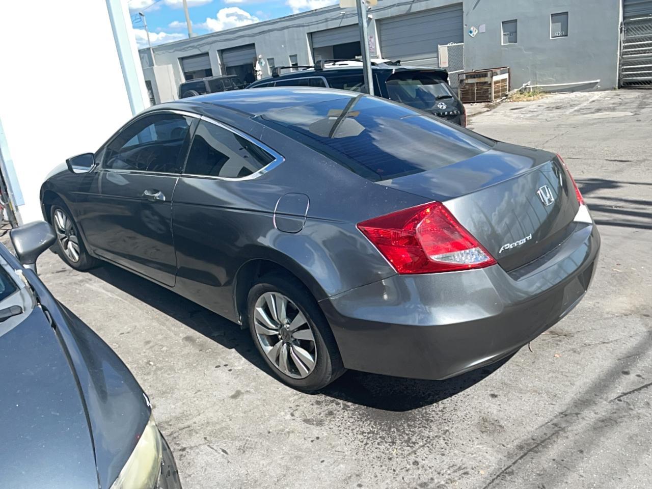 2012 Honda Accord Lx - Фото 3