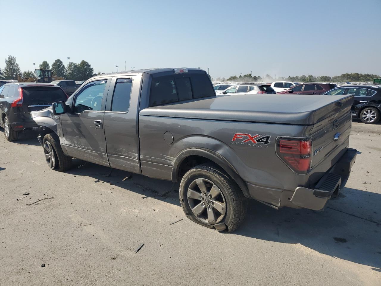 2014 Ford F150 Super Cab - Image 2
