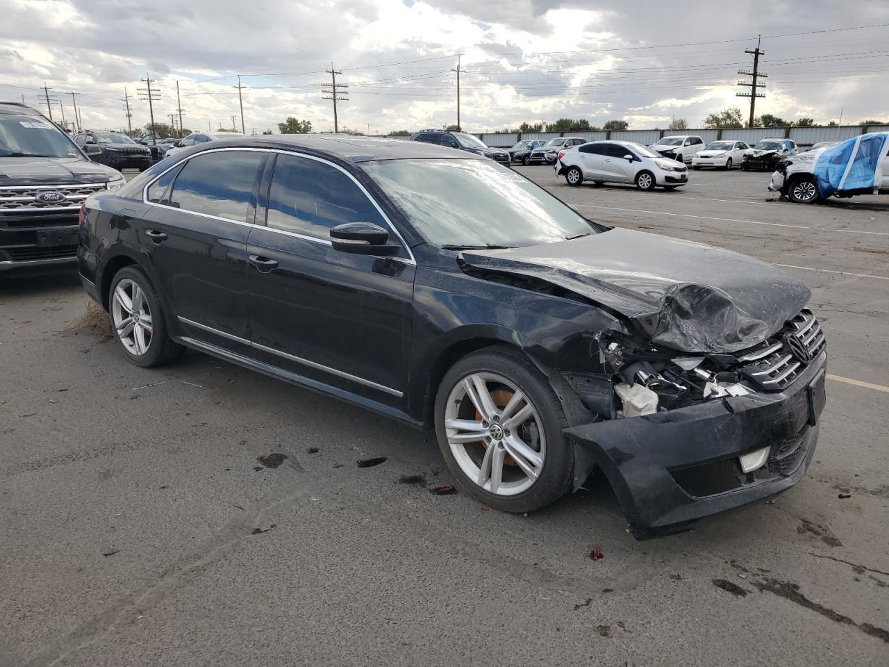 2015 Volkswagen Passat Sel - Фото 4