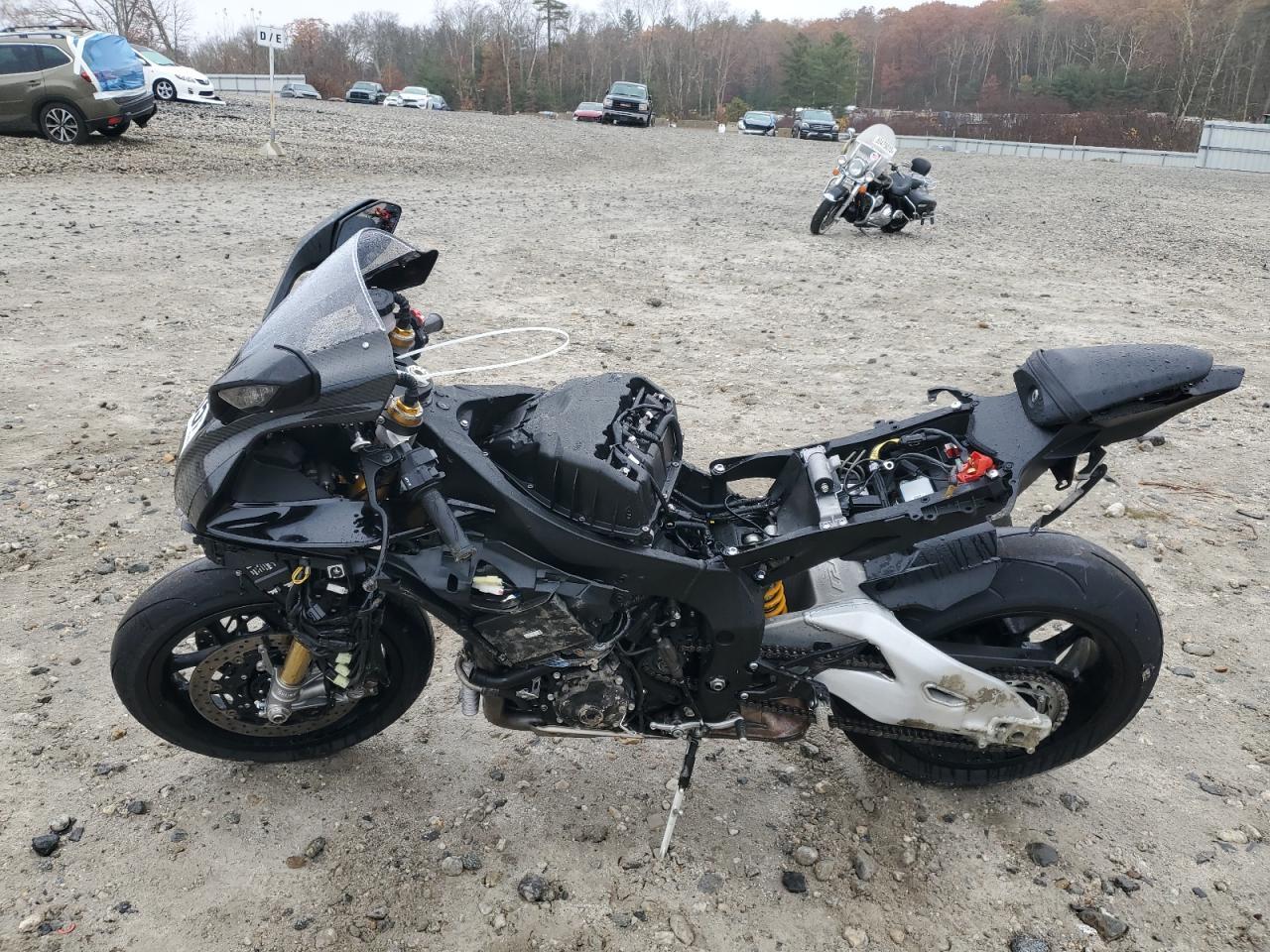 2024 Yamaha Yzfr1M - Фото 3